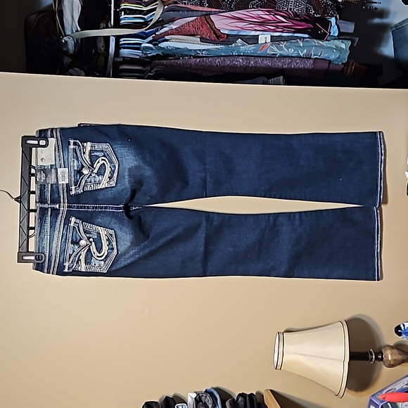 NWT Silver Bootcut Distressed Jeans - Picture 6 of 16